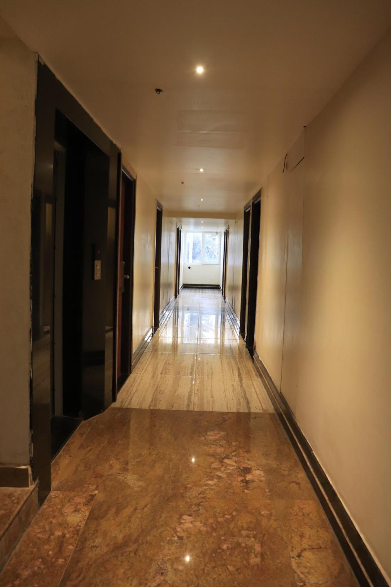 Balaji Gold Inn Hotel Hubballi-Dharwar Zewnętrze zdjęcie